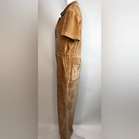 💖NWT RIVET UTILITY ICON VELOUR JUMPSUIT IN CAMEL COLOR SIZE L(10-12) - Picture 3 of 16